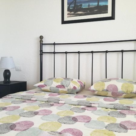 Two Bedroom Apartment 2 Min From Beach โมกัน ภายนอก รูปภาพ