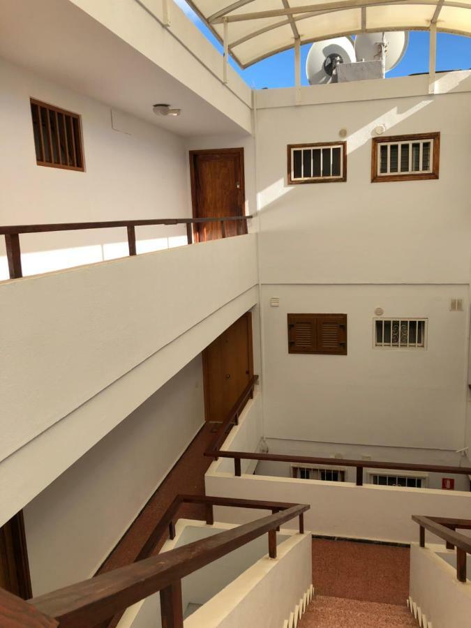Two Bedroom Apartment 2 Min From Beach โมกัน ภายนอก รูปภาพ