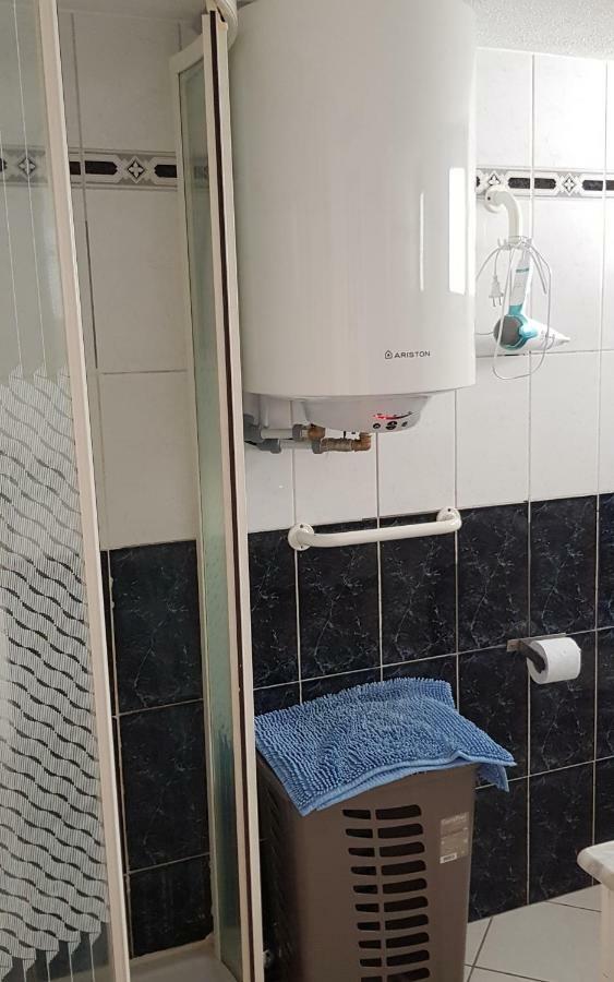 Two Bedroom Apartment 2 Min From Beach โมกัน ภายนอก รูปภาพ